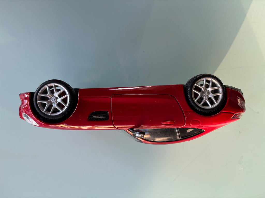 2015 Mercedes AMG GT Maisto 1:18 Scale Diecast Metal