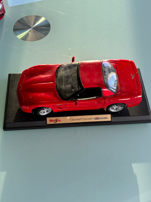1998 Chevrolet Corvette Z06 Maisto 1:18 Scale