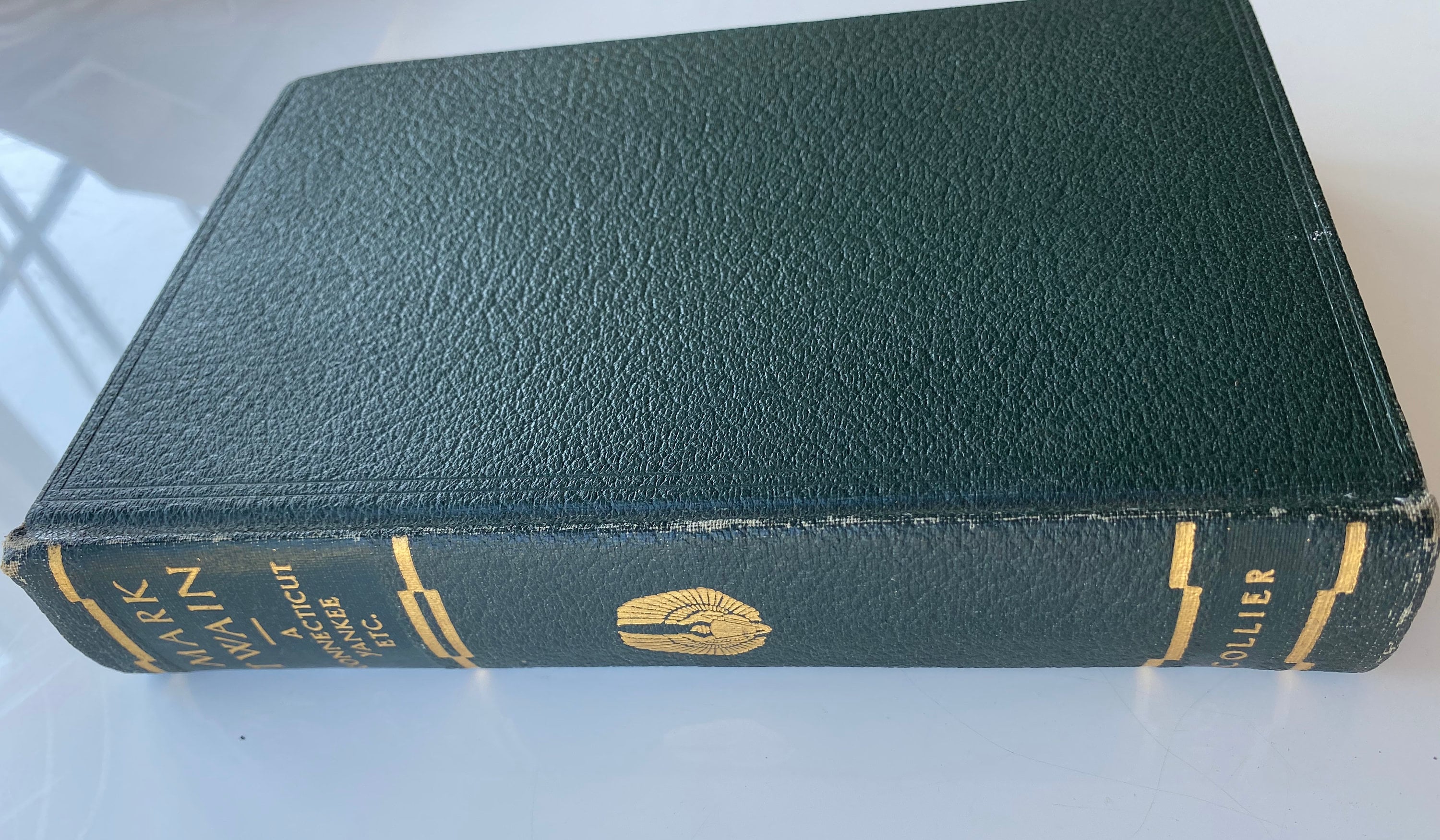 A Connecticut Yankee by Mark Twain: 1917 Illustrated Edition