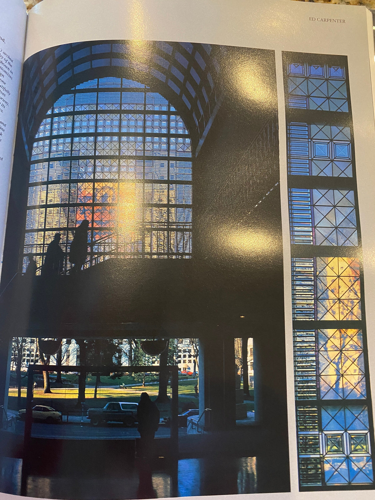 Architectural Glass: A Guide for Design Professionals Printed in ITALY