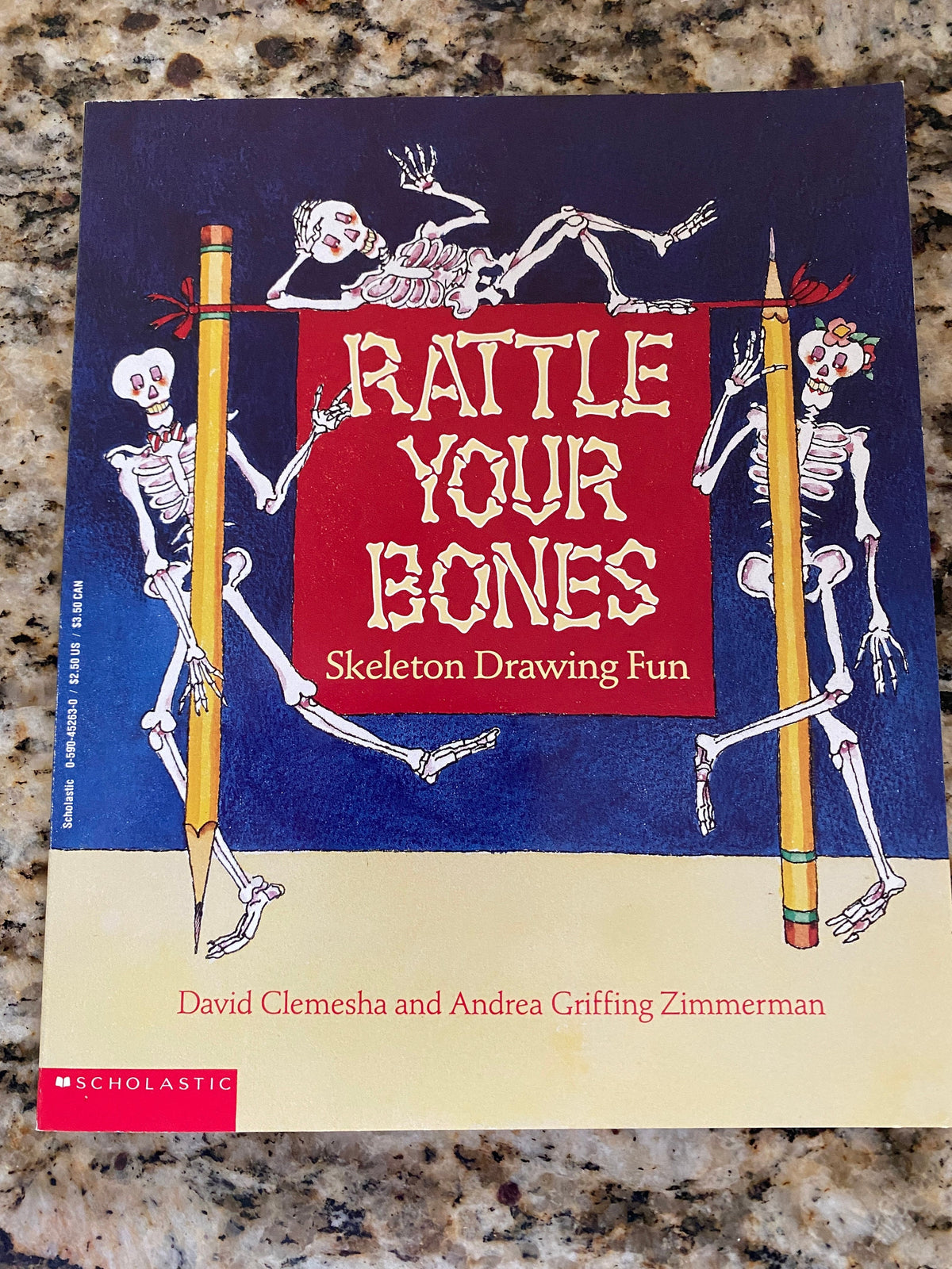 Rattle Your Bones: Skeleton Drawing Fun, 1992 Paperback