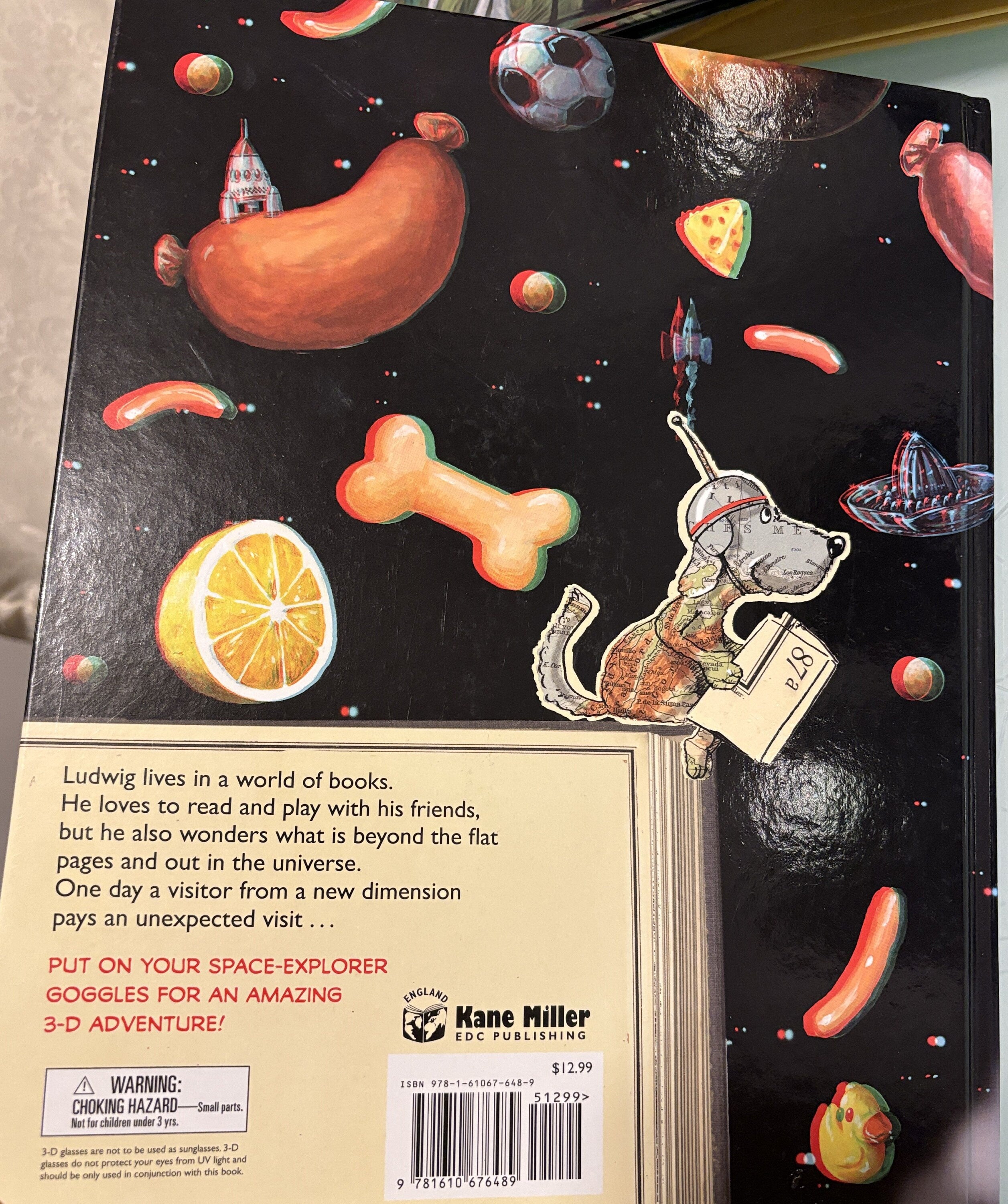 Ludwig The Space Dog - 3-D Goggles Inside - 1st Edition 2017