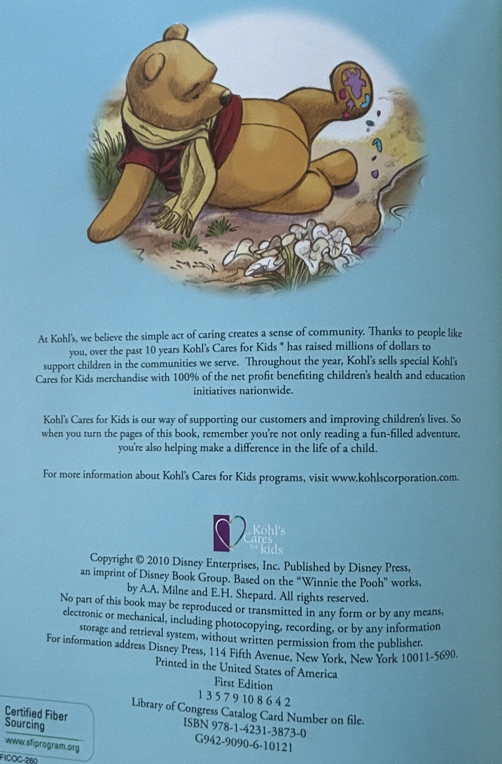 Winnie the Pooh - Nature's True Colors - ** 1st Edition **   2010
