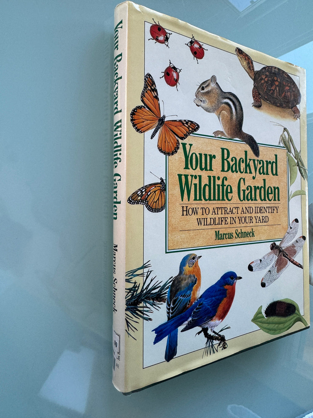 Your Backyard Wildlife Garden Book: Attract and Identify Wildlife, 1992 Edition