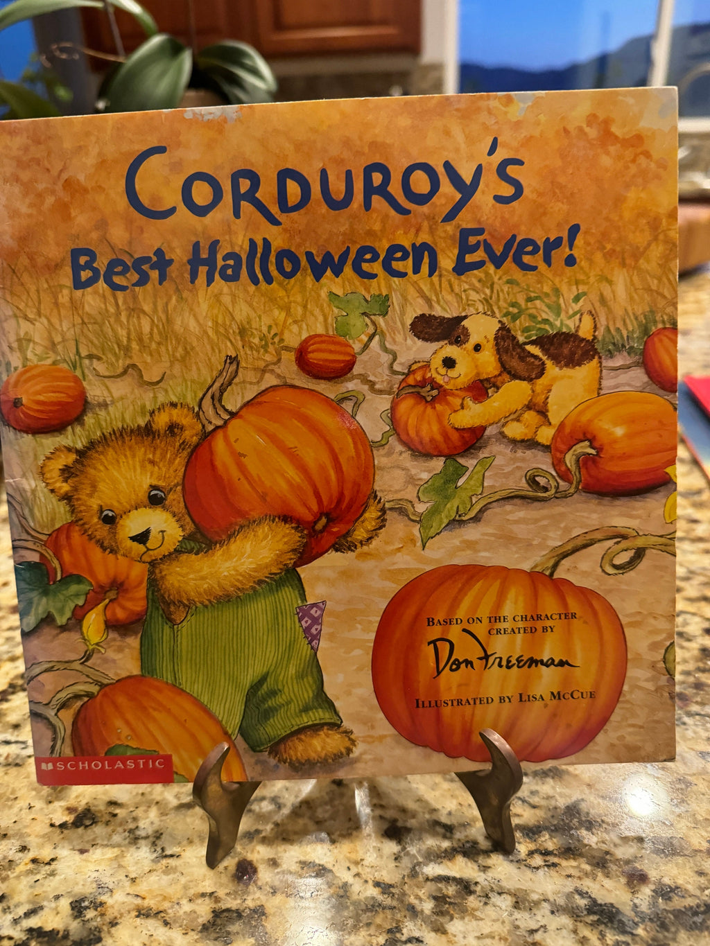 Corduroy's Halloween Celebration Children's Book (Paperback)