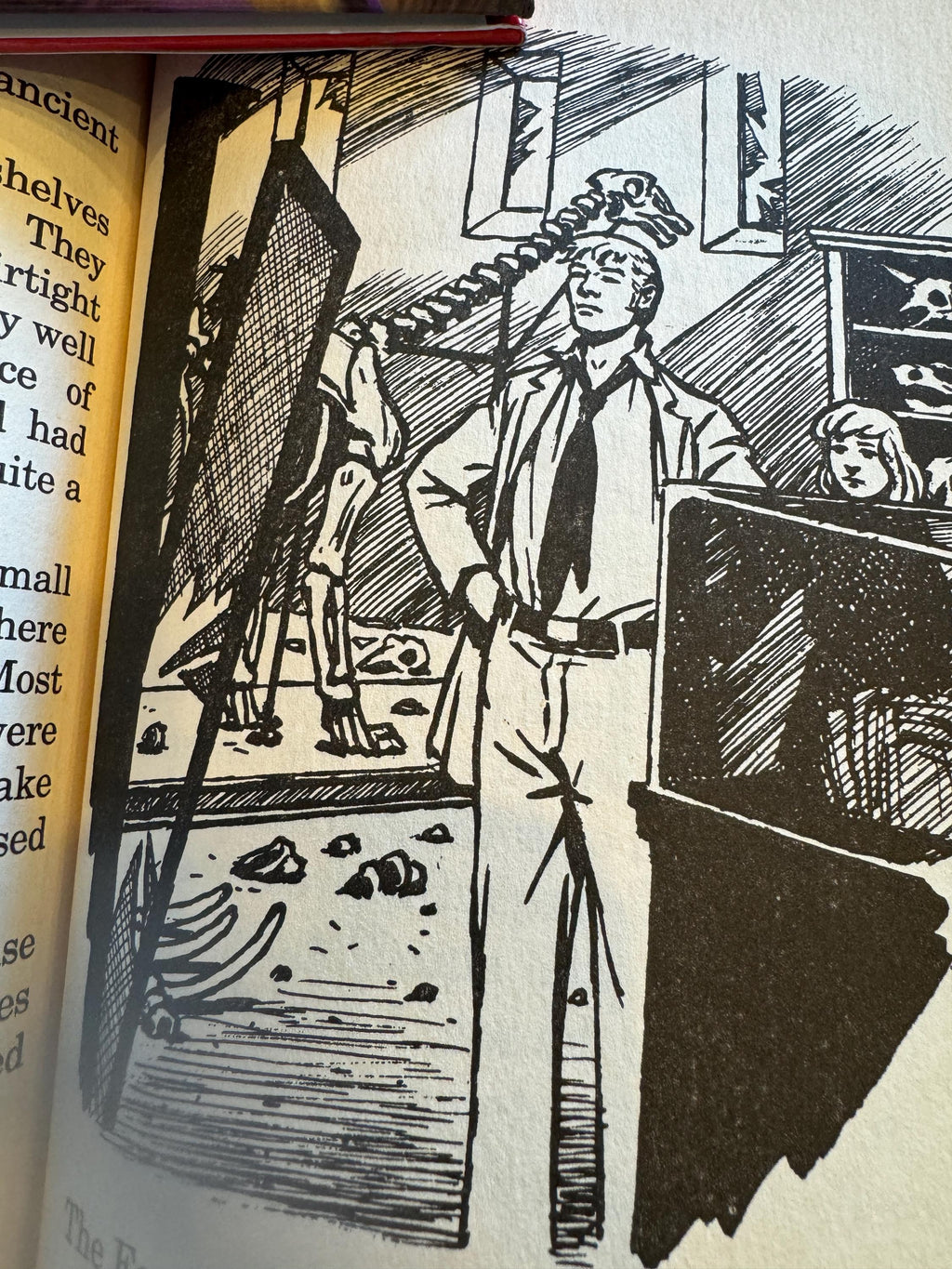 The Time Machine H.G. Wells Illustrated Classics 1992 Hardcover