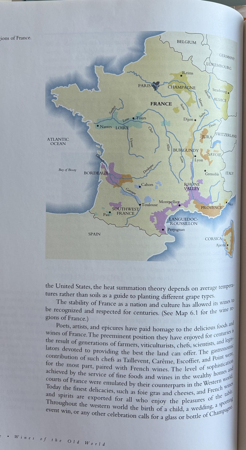 Exploring Wine America's Guide to Wines of the World  1996 Vintag Book