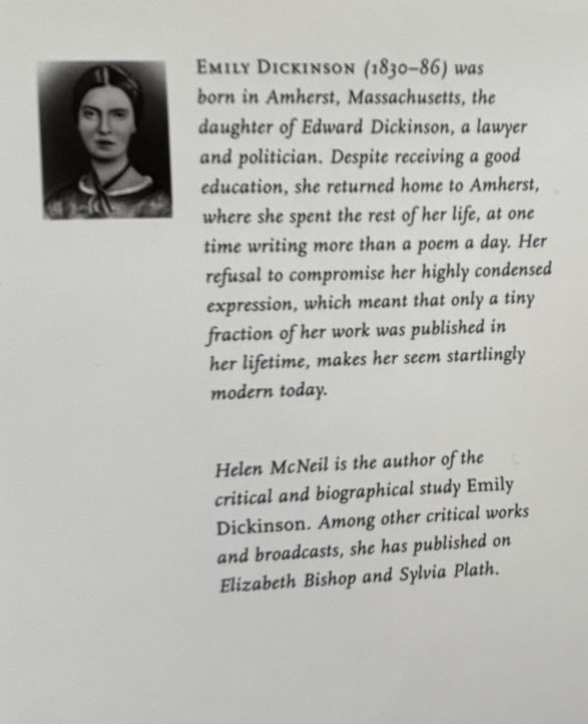 Emily Dickinson Selected Poems Small, handy Book Nice condition