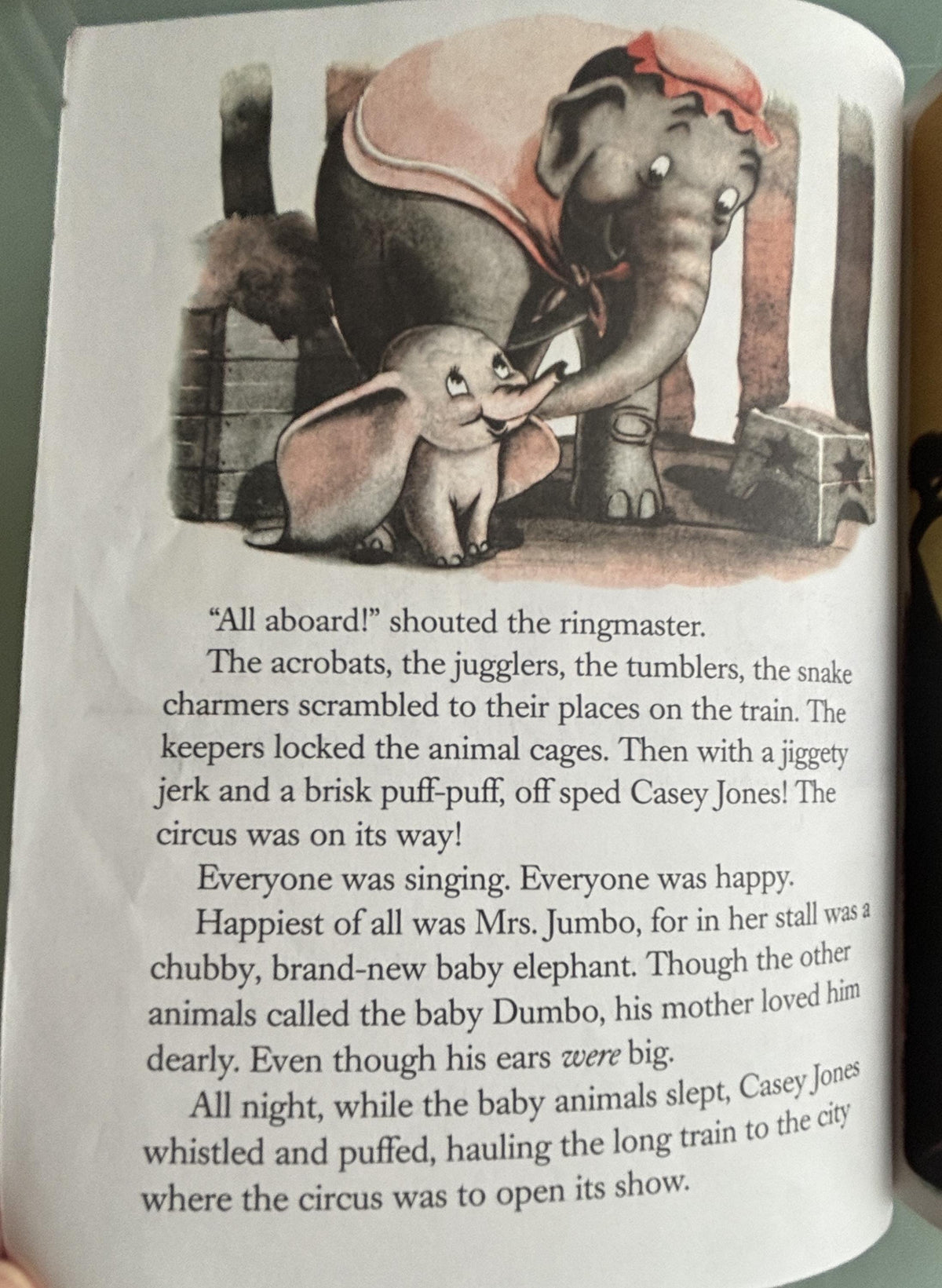 DUMBO:  Disney  **  First Random House Edition  **