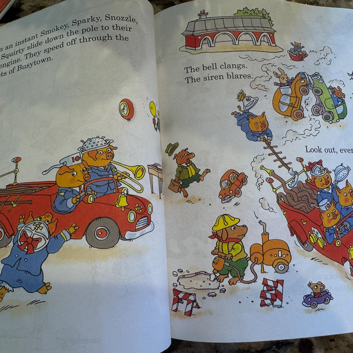 Richard Scarry's Busiest Firefighters Ever (Little Golden Books) 1993