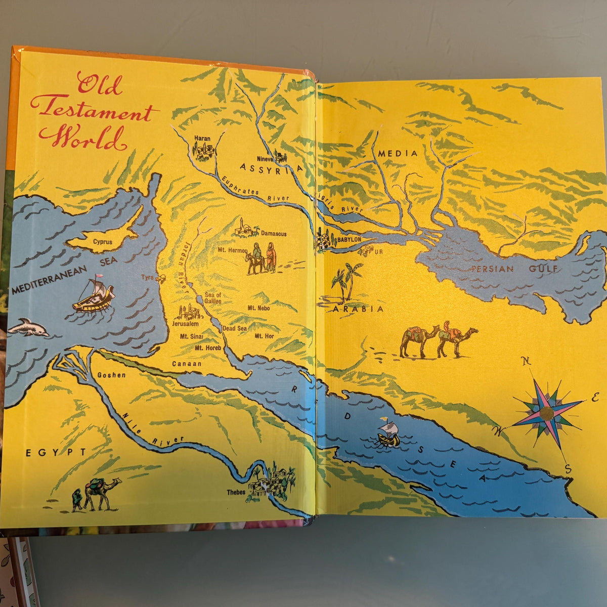 NEW Catholic Picture Bible Book Publishing Co, Stories taken from the Holy Bible c1990 Religious