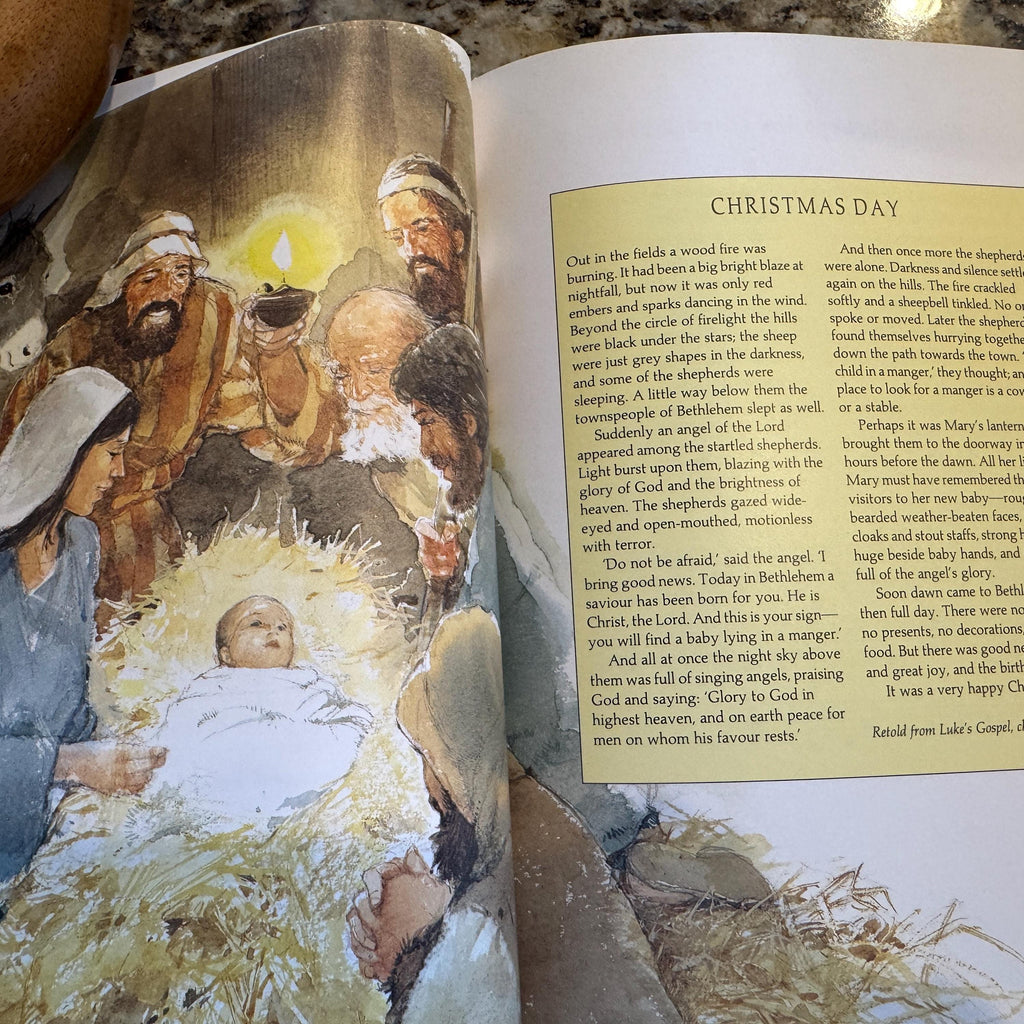 A SONG AT CHRISTMAS:  Mary Absolon   **  First Editon  **  1991