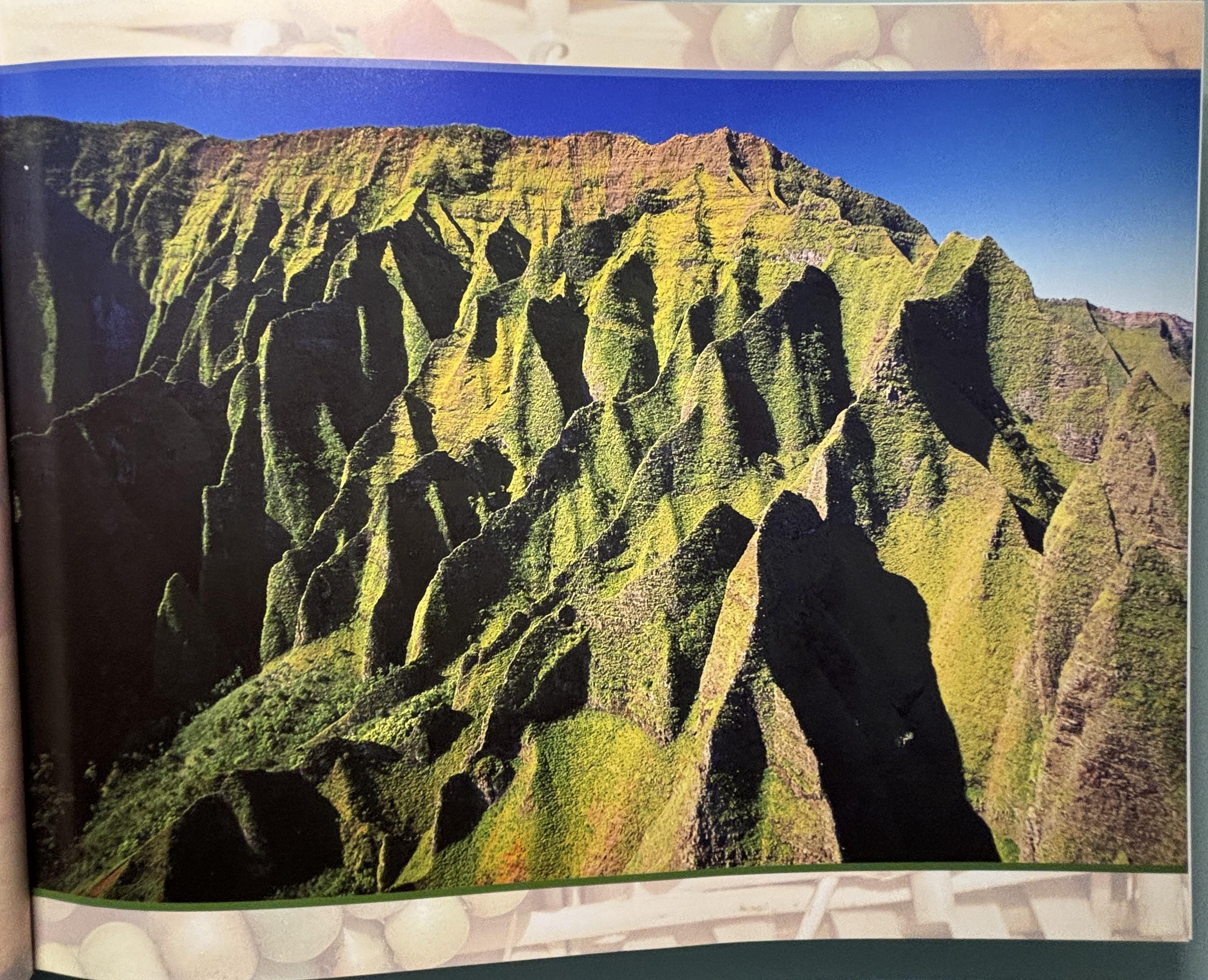 Reflections of KAUAI, The Garden Island:  Tsutsumi, Cheryl Chee  **  First Edition First Printing  **
