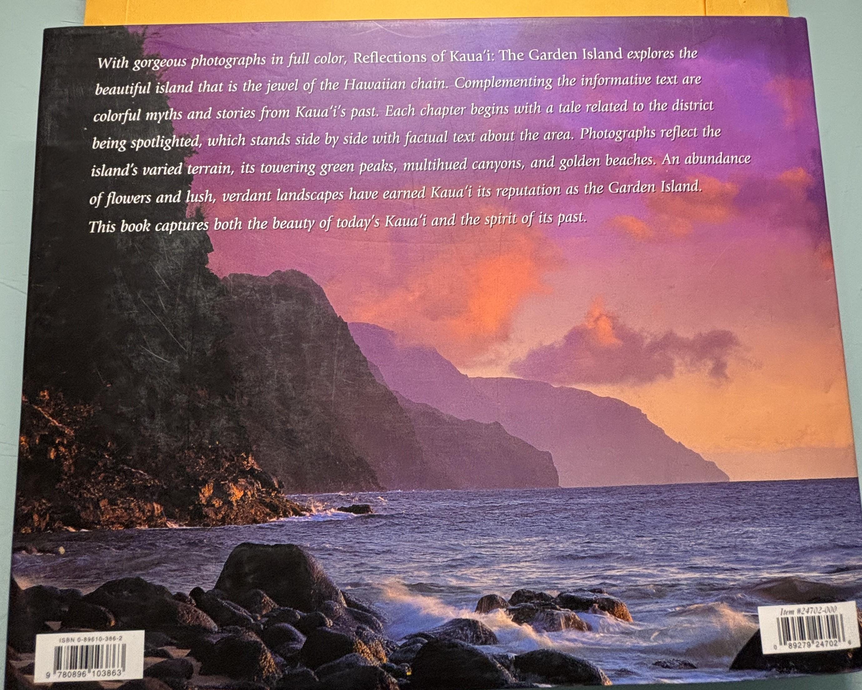 Reflections of KAUAI, The Garden Island:  Tsutsumi, Cheryl Chee  **  First Edition First Printing  **