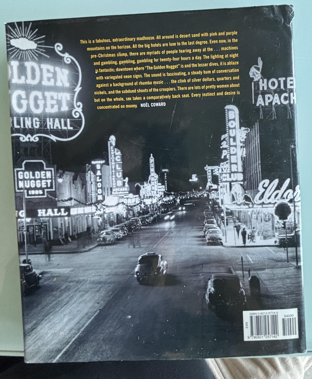 Las Vegas - An Unconventional History:  Michelle Ferari  **  FIrst Edition  **