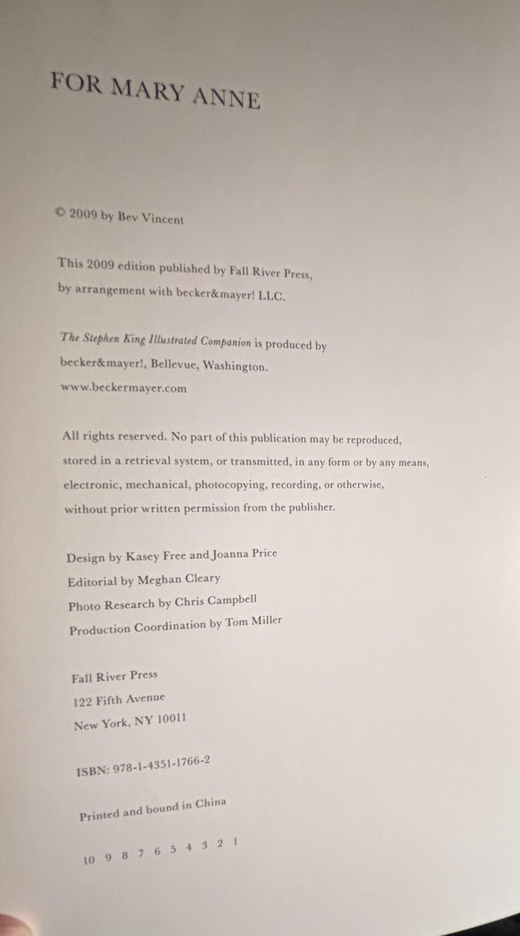 The Stephen KING Illustrated Companion:  Bev Vincent  **  FIrst Editon  **