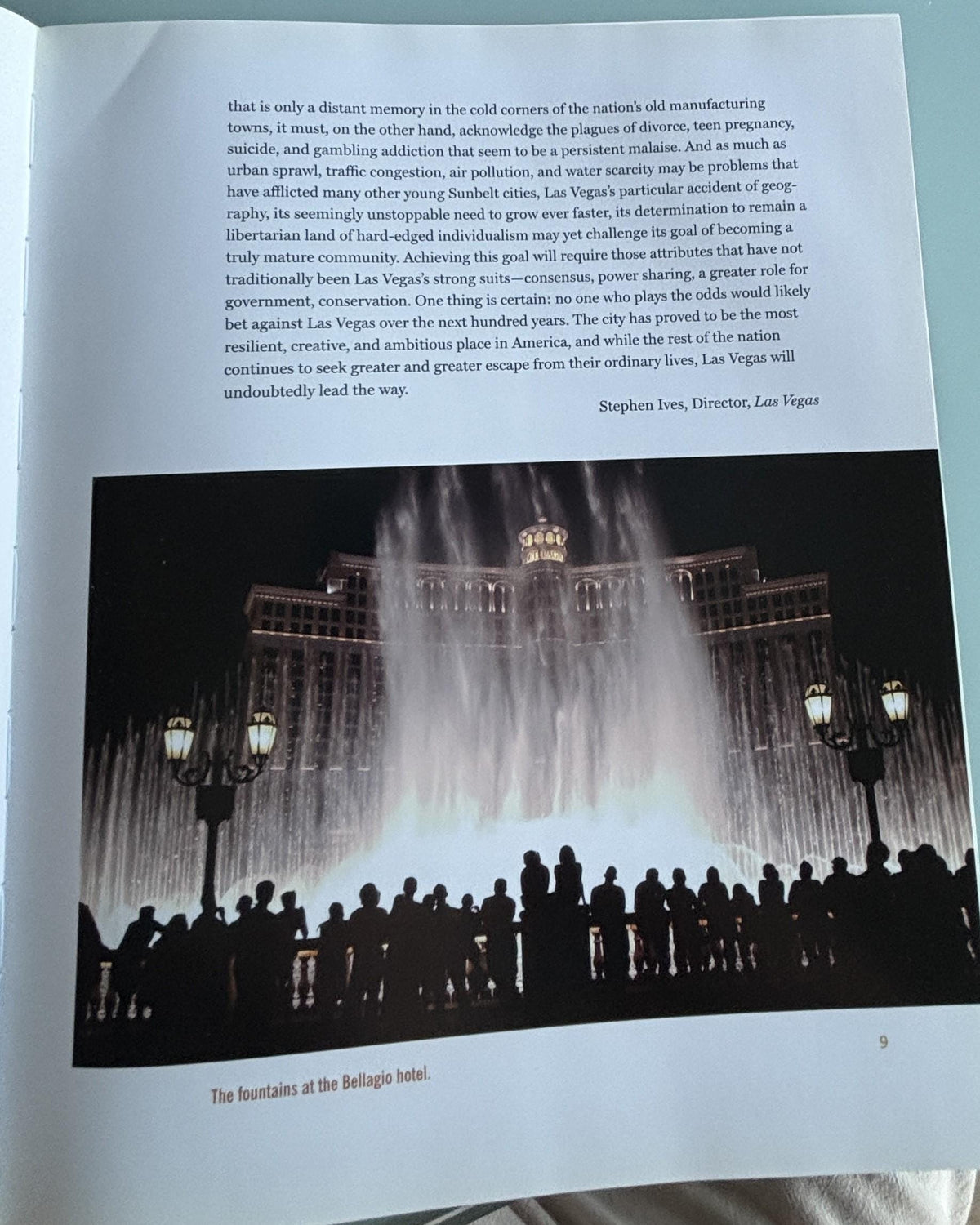 Las Vegas - An Unconventional History:  Michelle Ferari  **  FIrst Edition  **