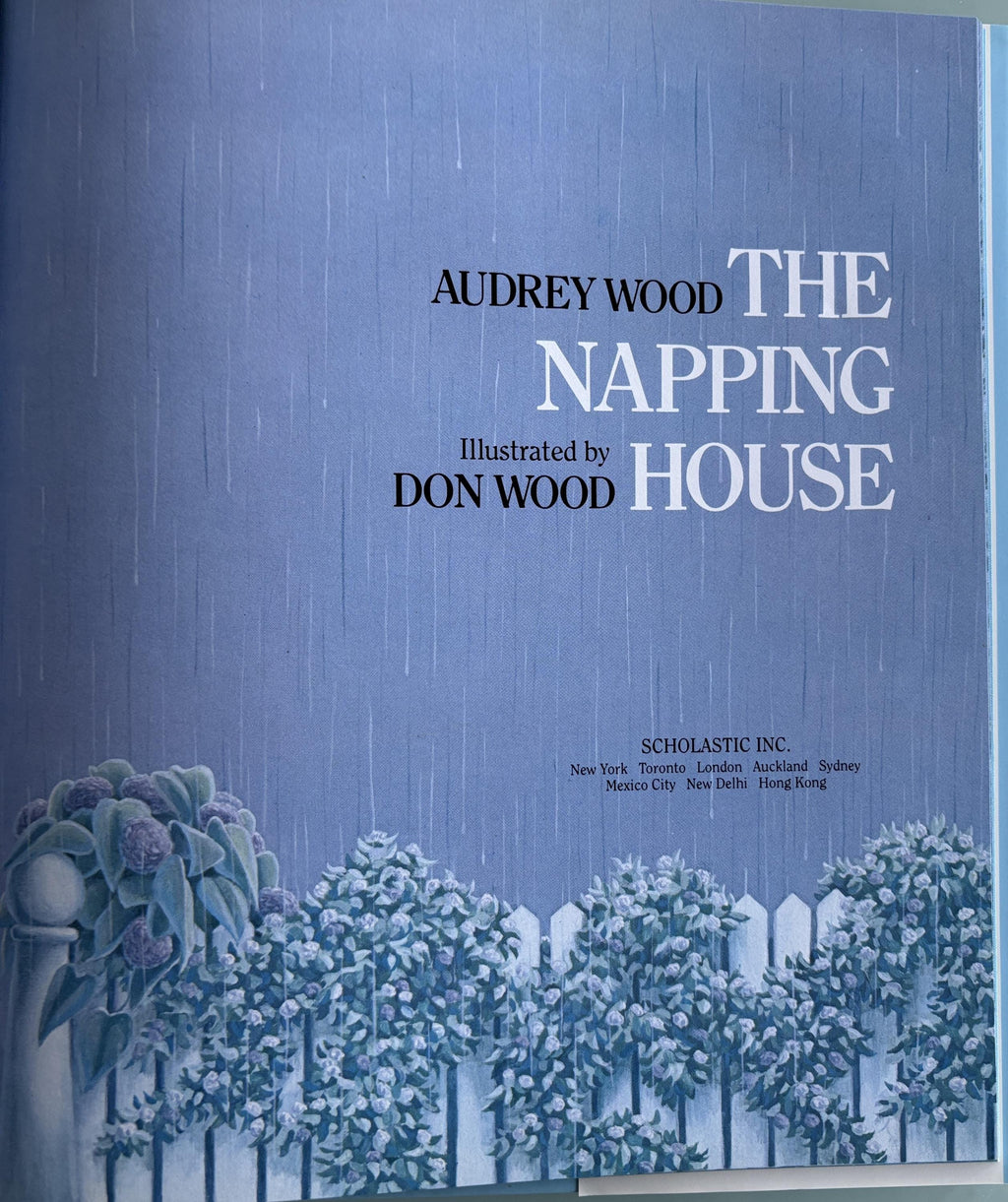 The Napping House:  Audrey Wood  **  First Printing  **