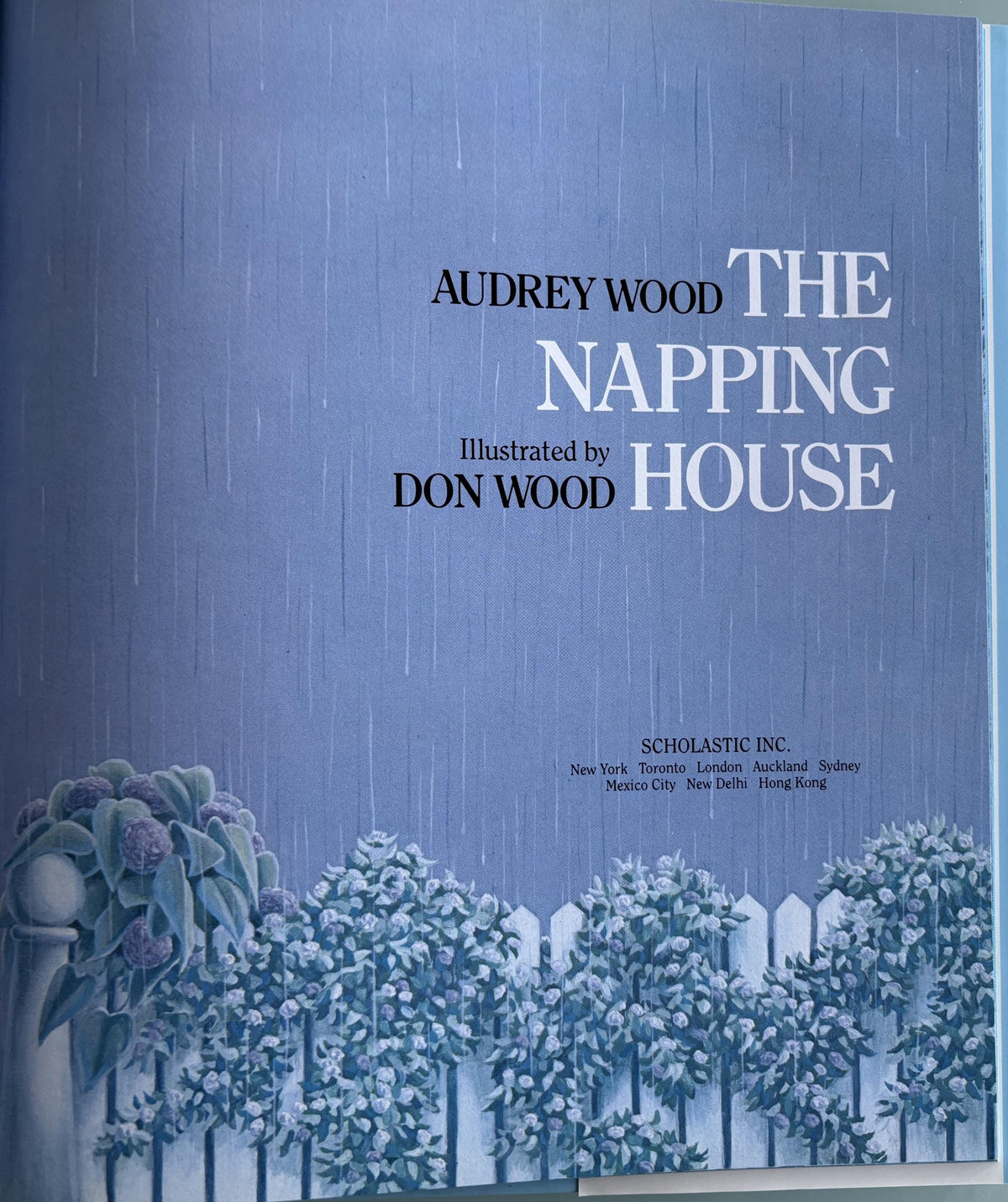 The Napping House:  Audrey Wood  **  First Printing  **